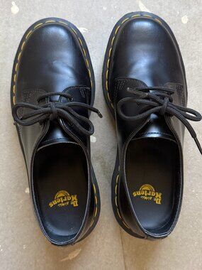 Dr. Martens 1461 3 Hole– Women’s US 8L – Classic Black Leather